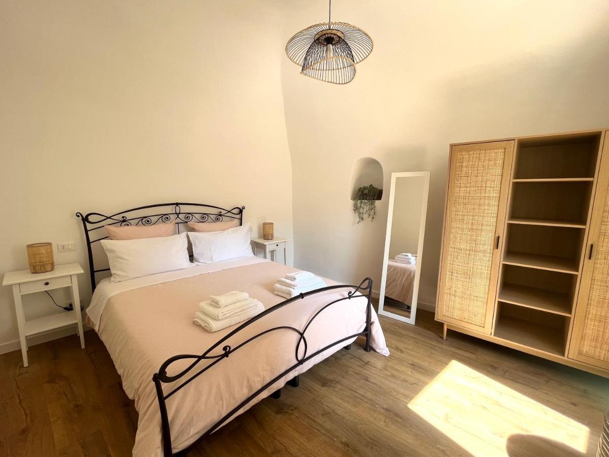 Da I Ciarui Casa Vacanze Дольчеаккуа Экстерьер фото